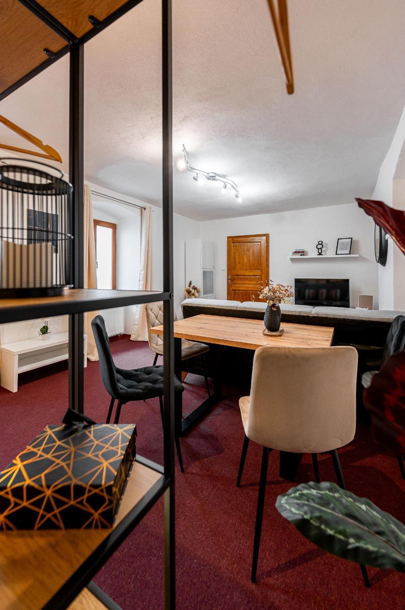 K1 Piatok Sobota Disco Cez Tyzden Tichy Apartman Košice Exterior foto